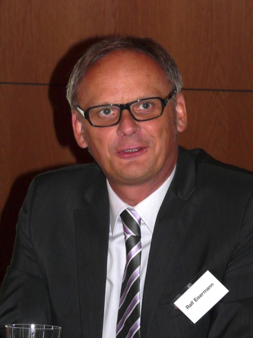 Ralf Eisermann, Moderator des Roundtables.<br> Dekorunikate durch neue Technologie