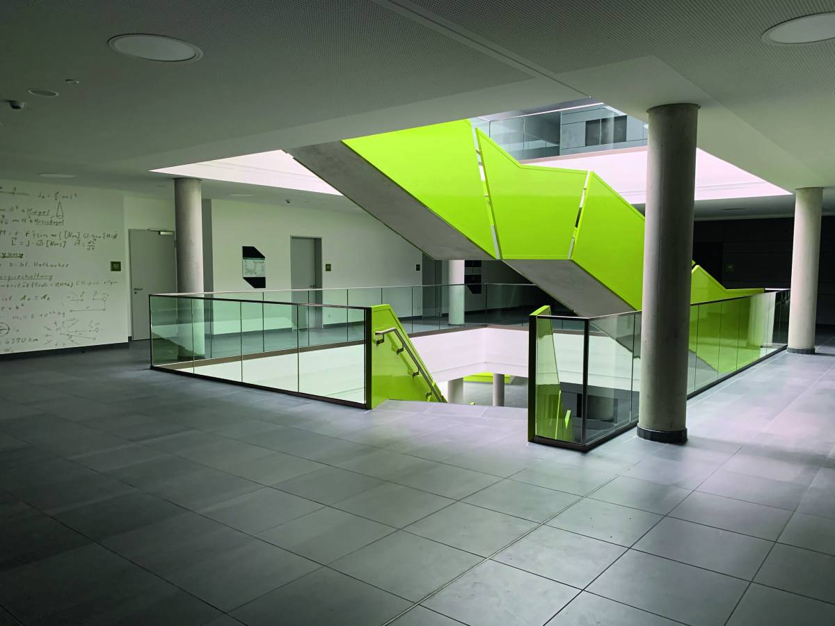 Moderner Komplex für 1.000 Schüler 