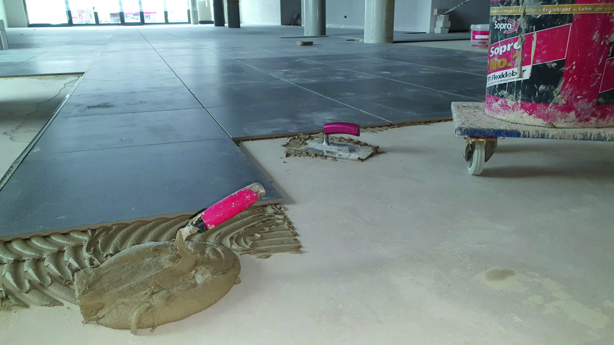 Moderner Komplex für 1.000 Schüler 