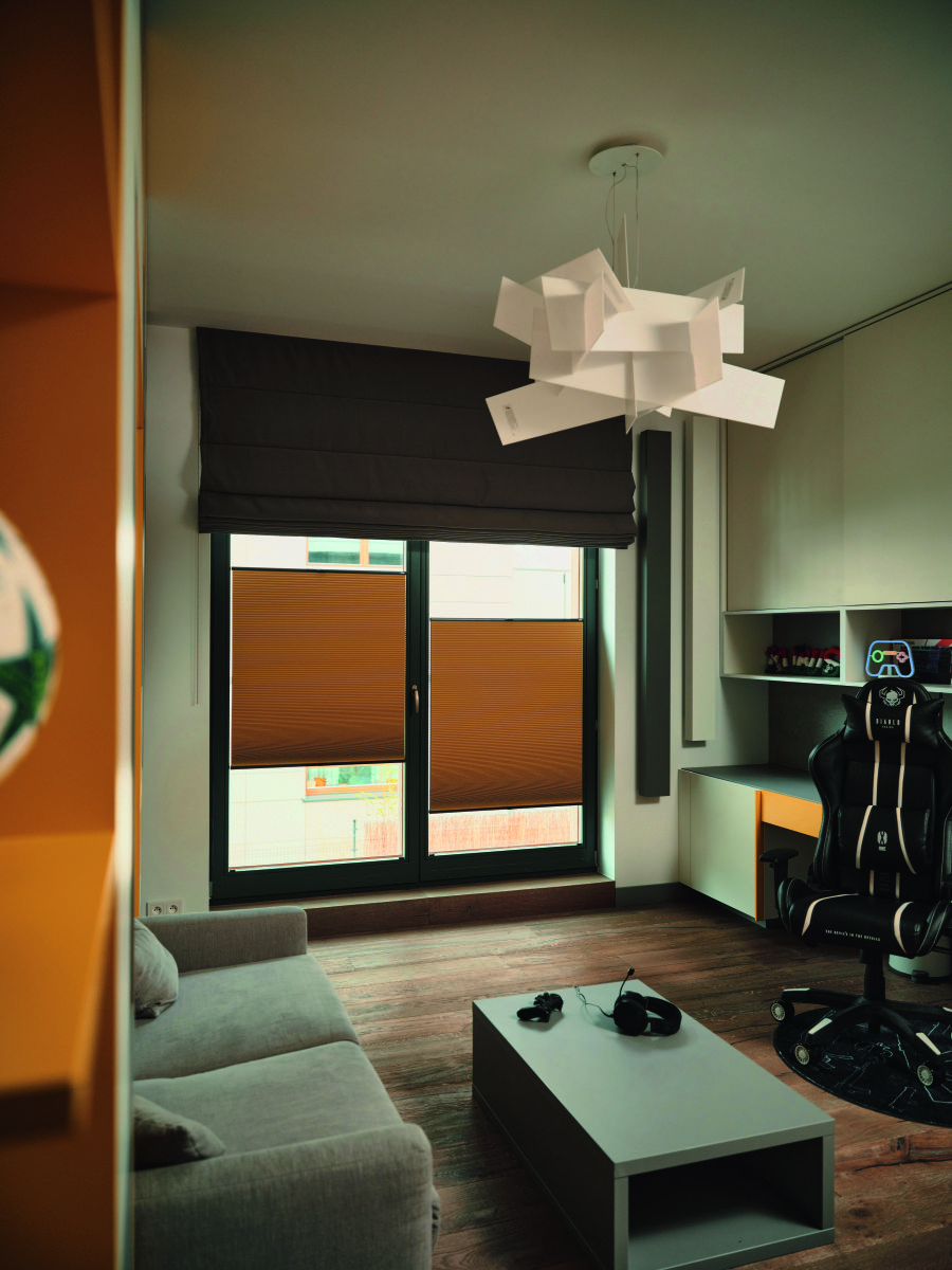 Frei verschiebbare Plissees, Rollos & Co. 