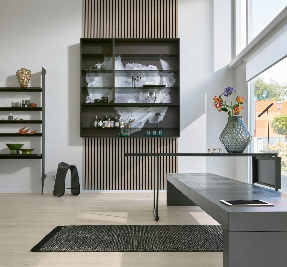 Akustikpaneele – raumhoch und leicht kürzbar 