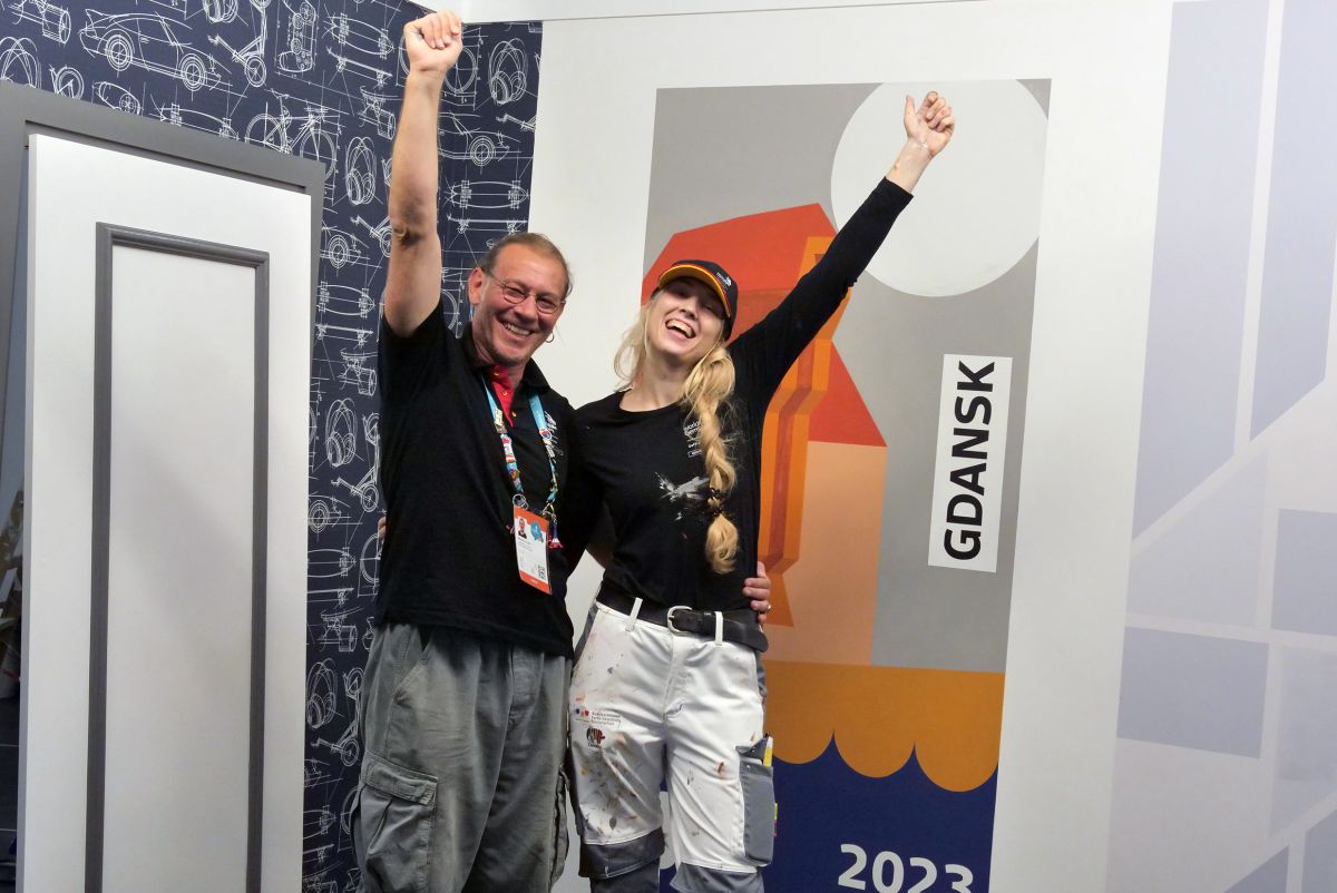Freya Spitzer erhält bei Euroskills Exzellenz-Medaille
