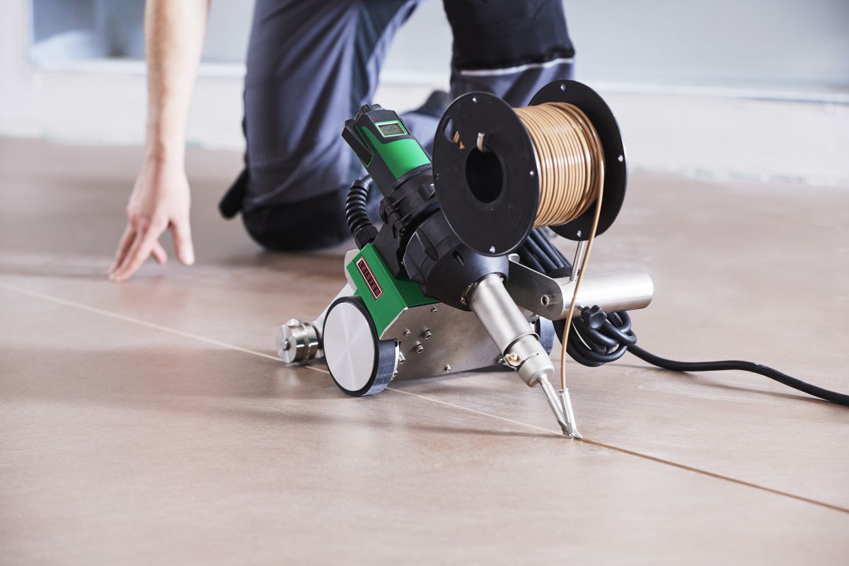 Fehlerquelle Mensch beim Verschweißen von Stoßfugen vermeiden 