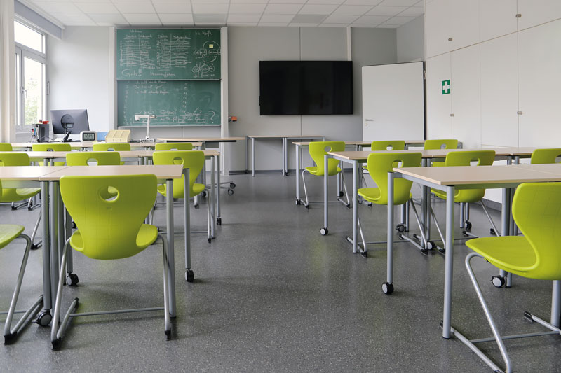 Über die Schulferien zum neuen Boden 