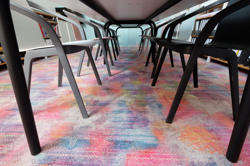 Textiler Eyecatcher im Architekturbüro 