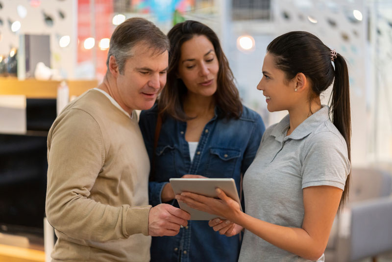 Einzelhandel bleibt leistungsstarker Arbeitgeber 