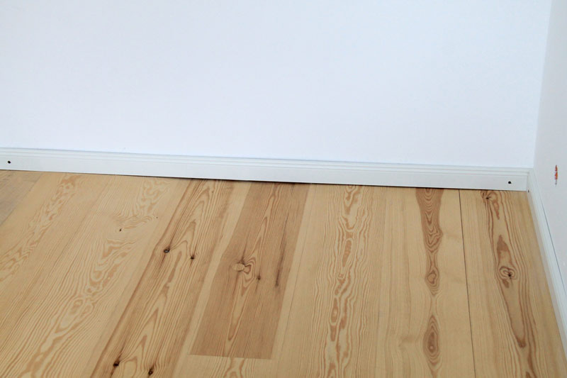 DIN 18356 Parkett- und Holzpflasterarbeiten oder DIN CEN/TS 15717 Parkett – Allgemeine Verlegeanleitung?