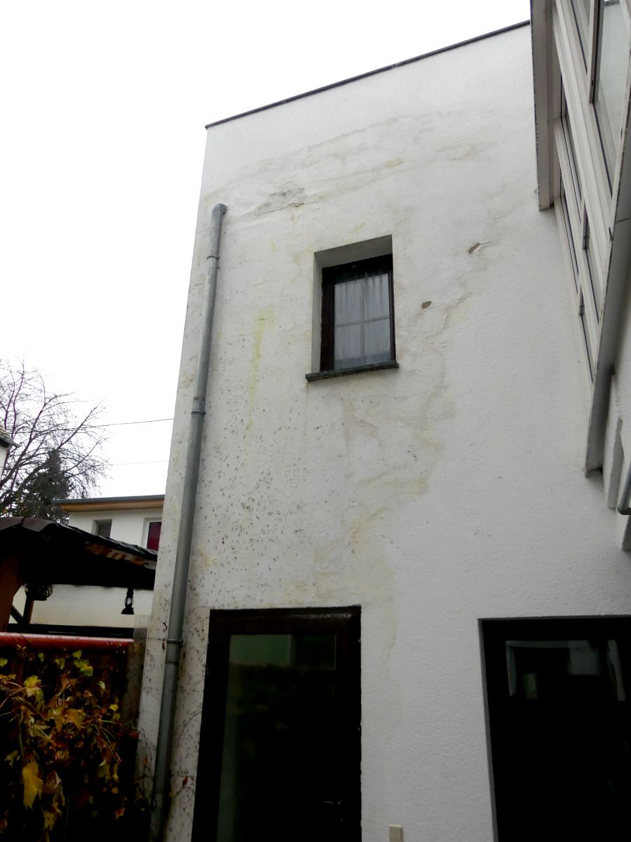 Fußbodenkonstruktion stand vollständig im Wasser