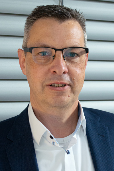 Martin Schäfer Geiger: Schäfer Vertriebsleiter Sonnenschutz