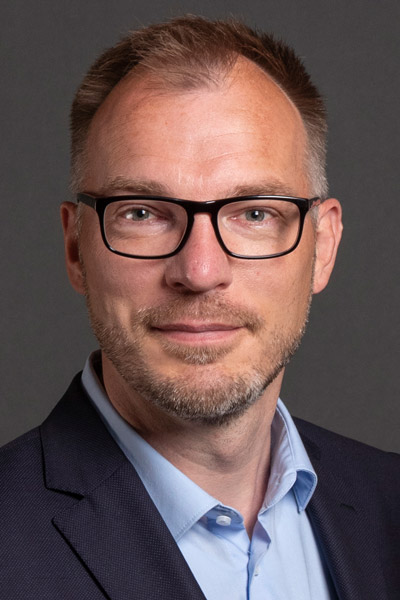 Meisterwerke bauen Objektgeschäft aus