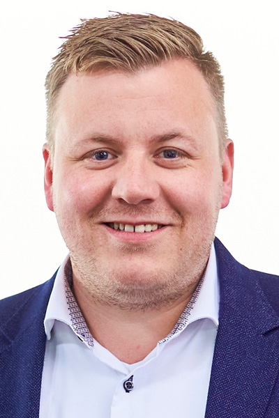 Ron Achteresch Schomburg: Ron Achteresch als neuer Produktmanager gestartet