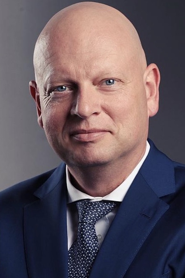 Gregor Baumbusch Weinig: Baumbusch als Vorstandsvorsitzender bestätigt