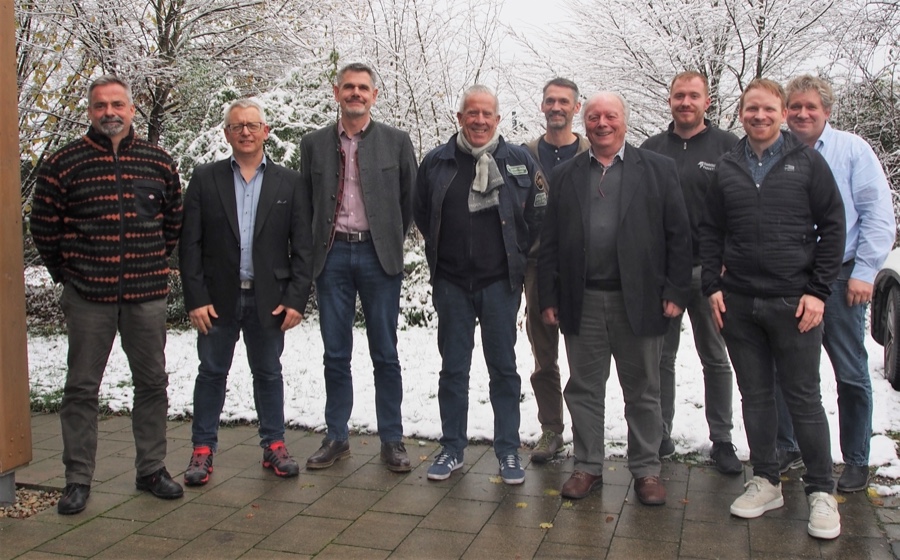 Fusion der Parkettleger-Innungen Mittel-/Oberfranken und Niederbayern/Oberpfalz
Fusion der Parkettleger-Innungen Mittel-/Oberfranken und Niederbayern/Oberpfalz