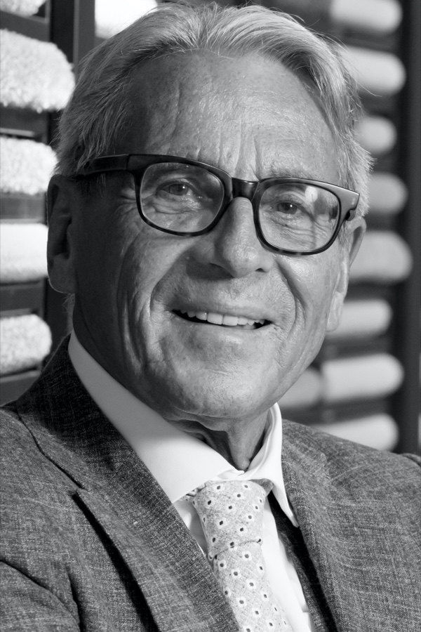 Object Carpet: Roland Butz verstorben