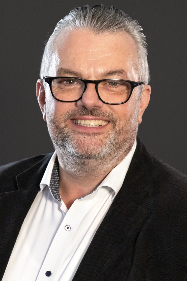 Juan Sánchez Bravo Profilpas Mapei: Juan Sánchez Bravo neuer Product Line Manager