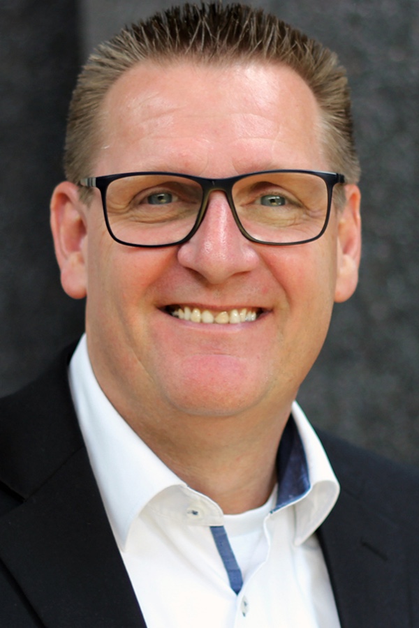 Stephan Naacke Vebe: Stephan Naacke scheidet aus